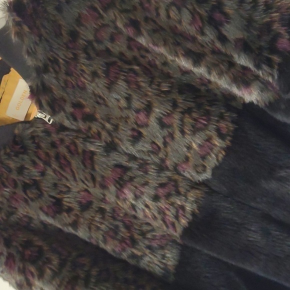 Aritzia Bomber Jacket Golden TNA Mahoney Faux Fur Leopard Print Size Large - Picture 6 of 13